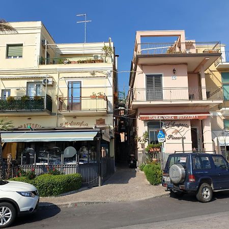 شقة Casa Alessia آتْشّي كاستيلّو المظهر الخارجي الصورة